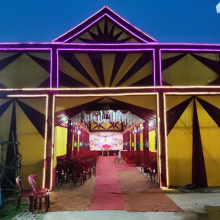 Hotel Kanha Shyam Madhubani Zewnętrze zdjęcie