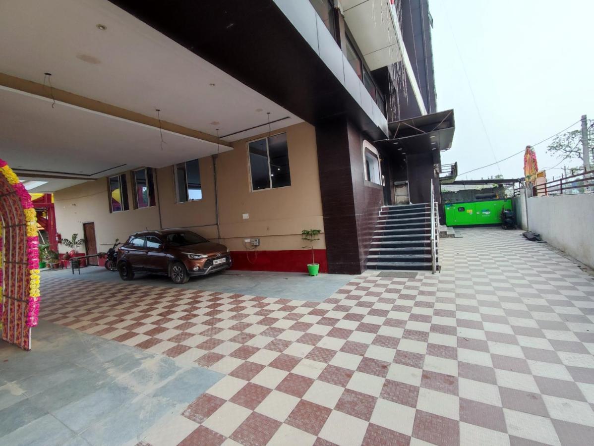 Hotel Kanha Shyam Madhubani Zewnętrze zdjęcie