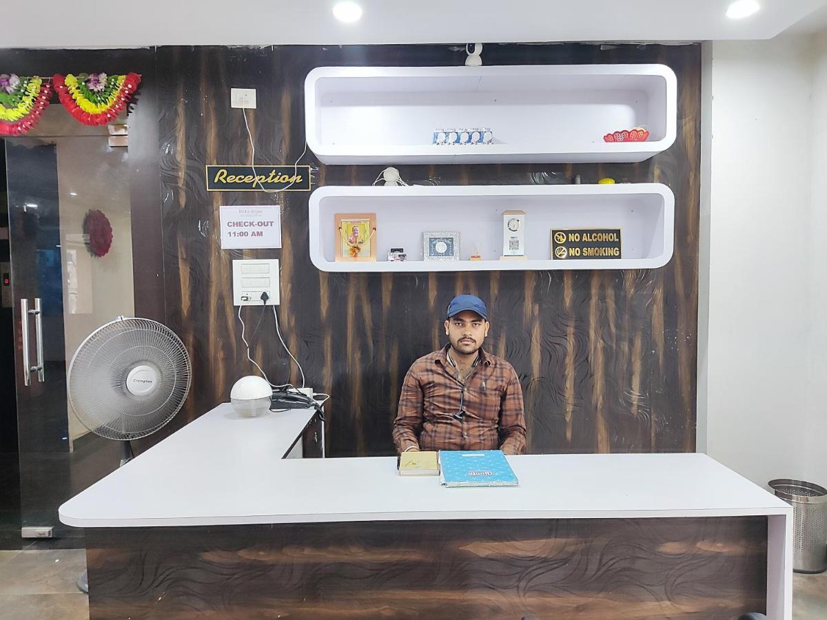 Hotel Kanha Shyam Madhubani Zewnętrze zdjęcie